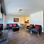 Laerchenwald 1904 - Neu Renoviert, Neben Skigebiet