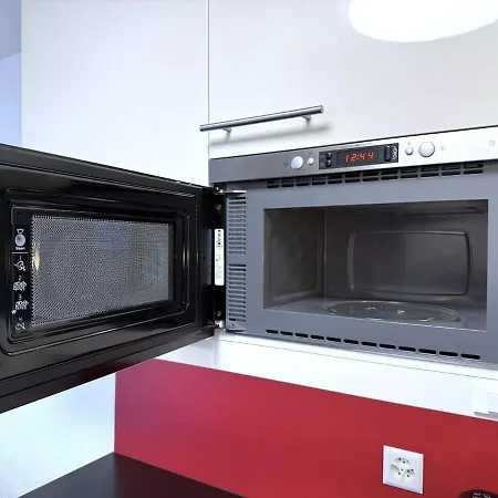 Laerchenwald 1904 - Neu Renoviert, Neben Skigebiet Apartment *